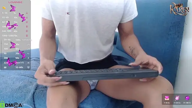 Snapshot of karen_sofia_ chatting on February 7, 2026, 8:50 pm karen sofia online show from February 7, 2026, 8:50 pm