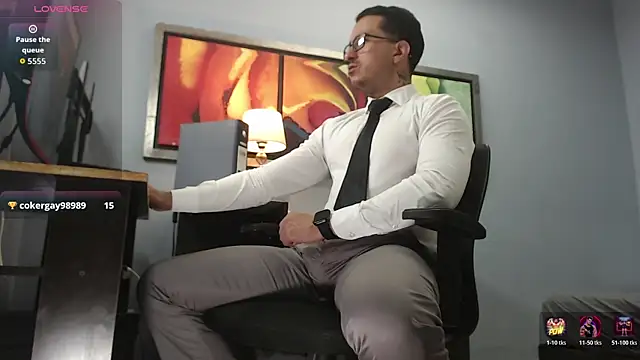 Snapshot of randyluke chatting on February 8, 2026, 10:35 am randyluke online show from February 8, 2026, 10:35 am