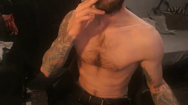 SexxxyLouis online show from March 22, 2026, 8:49 am