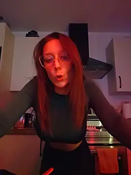 LilyOrion online show from May 15, 2026, 11:58 pm