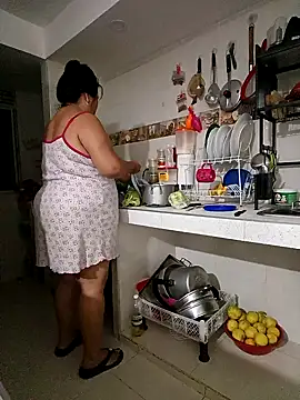 Brenda Berck  online show from October 27, 2025, 9:43 am