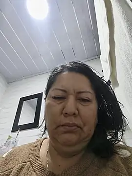 Brenda Berck  online show from June 23, 2026, 10:13 am