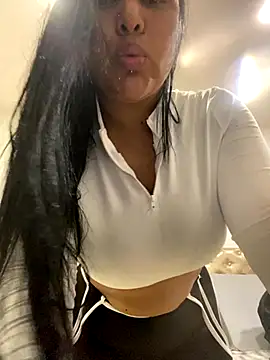 Fancyxlove online show from December 2, 2025, 12:51 pm