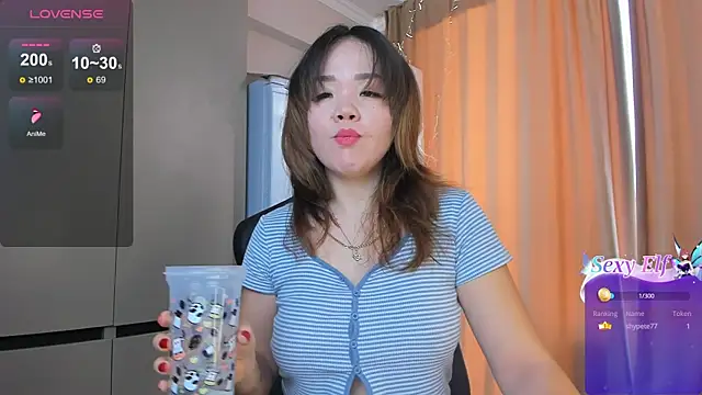 azure moon2 online show from January 11, 2025, 5:31 am