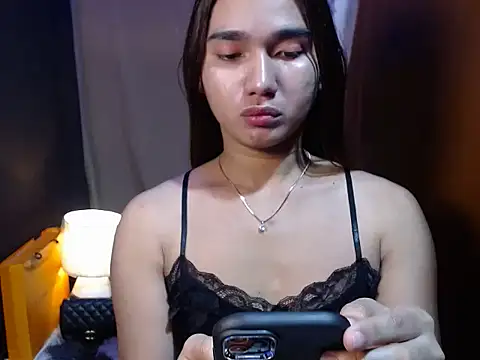 Snapshot of CasandraDiaz chatting on December 14, 2025, 10:54 am CasandraDiaz online show from December 14, 2025, 10:54 am