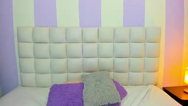 teresasroom  online show from March 19, 2026, 1:55 pm