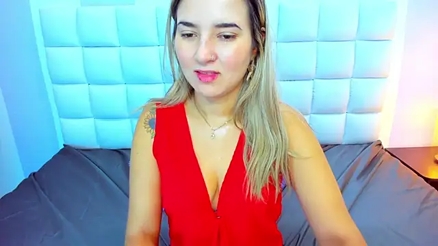 teresasroom  online show from November 29, 2025, 11:32 am