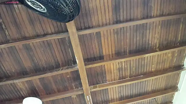 Snapshot of alessandra_wells chatting on October 28, 2025, 11:09 am alessandra wells online show from October 28, 2025, 11:09 am