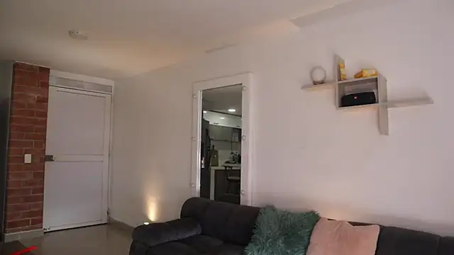 Snapshot of _Vahos_ chatting on October 24, 2025, 5:12 pm Vahos online show from October 24, 2025, 5:12 pm