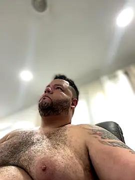 Snapshot of Gabihotxxx1 chatting on November 27, 2025, 4:40 pm Gabihotxxx1 online show from November 27, 2025, 4:40 pm