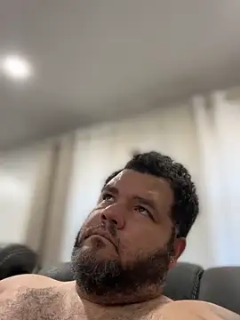 Snapshot of Gabihotxxx1 chatting on October 16, 2025, 1:52 pm Gabihotxxx1 online show from October 16, 2025, 1:52 pm