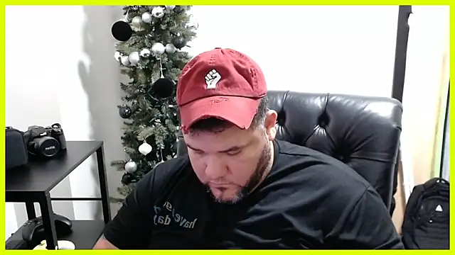 Snapshot of Gabihotxxx1 chatting on January 6, 2025, 4:23 pm Gabihotxxx1 online show from January 6, 2025, 4:23 pm