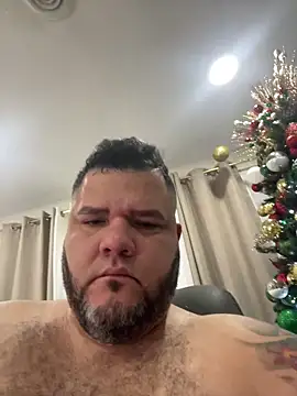 Snapshot of Gabihotxxx1 chatting on December 20, 2025, 2:31 pm Gabihotxxx1 online show from December 20, 2025, 2:31 pm