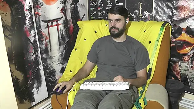 Snapshot of 00george chatting on February 25, 2026, 8:03 am 00george online show from February 25, 2026, 8:03 am