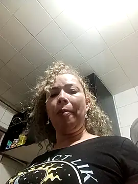 Snapshot of dalilasquirt1 chatting on January 5, 2026, 5:49 pm dalilasquirt1 online show from January 5, 2026, 5:49 pm