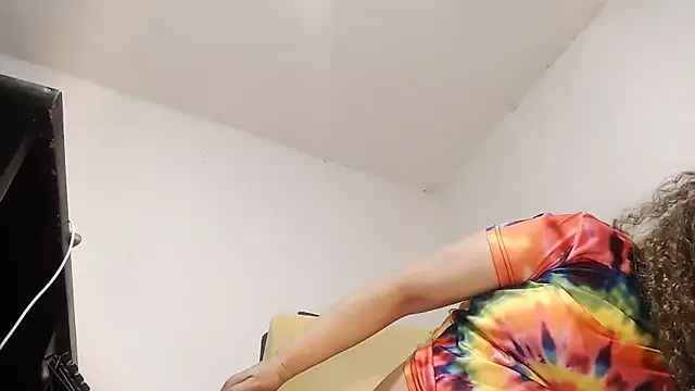 dalilasquirt1 online show from September 22, 2025, 3:23 am