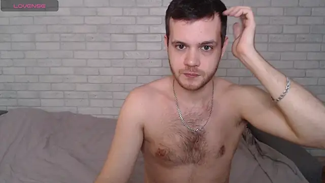 Snapshot of Alexxx_horny chatting on June 18, 2026, 10:31 am Alexxx horny online show from June 18, 2026, 10:31 am