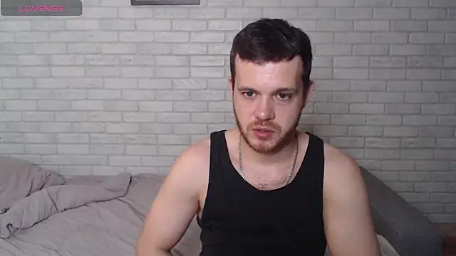 Snapshot of Alexxx_horny chatting on July 29, 2026, 7:46 pm Alexxx horny online show from July 29, 2026, 7:46 pm