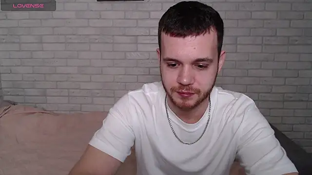 Alexxx horny online show from April 6, 2026, 4:46 am