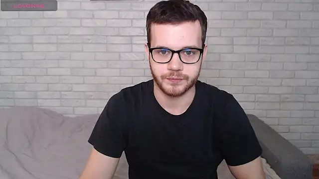 Alexxx horny online show from March 25, 2026, 7:52 am