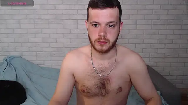 Snapshot of Alexxx_horny chatting on July 9, 2026, 1:39 am Alexxx horny online show from July 9, 2026, 1:39 am