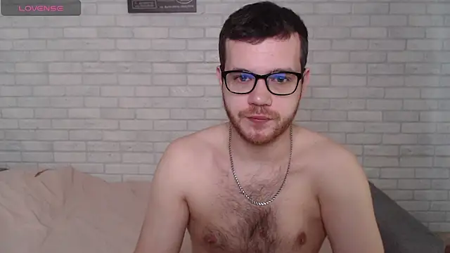 Snapshot of Alexxx_horny chatting on June 22, 2026, 7:27 am Alexxx horny online show from June 22, 2026, 7:27 am