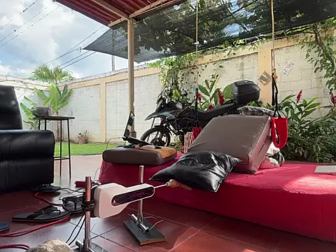 simon and david online show from February 21, 2026, 8:33 pm