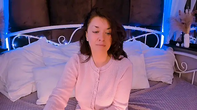 AnaMills online show from December 20, 2025, 10:07 am