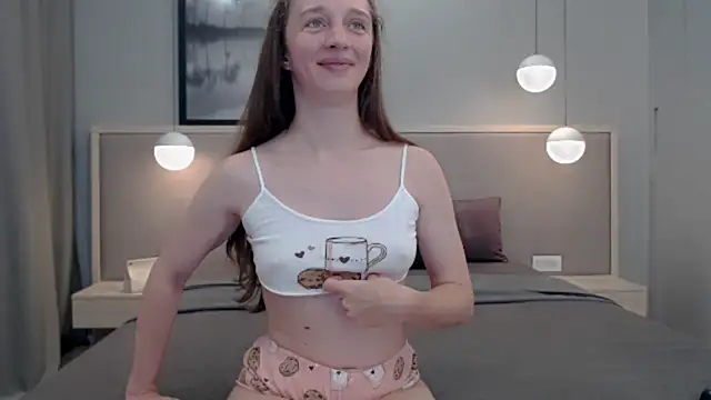 Snapshot of ShySchoolGirl chatting on October 17, 2025, 3:47 pm ShySchoolGirl online show from October 17, 2025, 3:47 pm