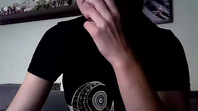 Snapshot of Katesweetkate chatting on November 17, 2025, 7:45 am Katesweetkate online show from November 17, 2025, 7:45 am