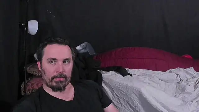 Metalstud online show from April 8, 2026, 1:40 am