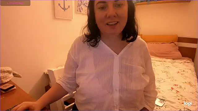 Snapshot of alisiaparril chatting on June 11, 2026, 10:45 am alisiaparril online show from June 11, 2026, 10:45 am