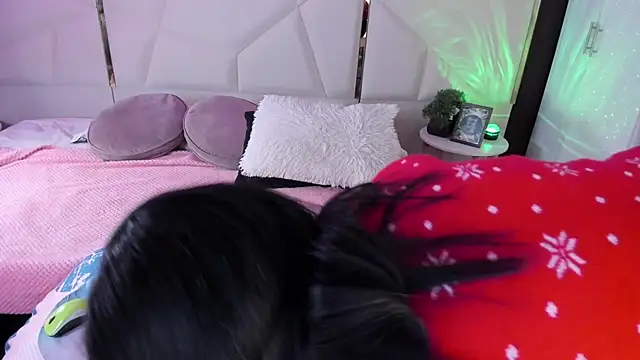 Snapshot of Inndrahot chatting on November 21, 2025, 1:15 am Inndrahot online show from November 21, 2025, 1:15 am