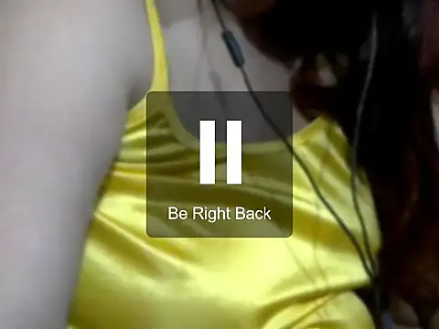 Snapshot of giga-bite chatting on November 19, 2025, 4:07 pm giga-bite online show from November 19, 2025, 4:07 pm