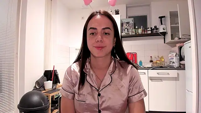 Snapshot of fantasydollx chatting on November 13, 2025, 5:50 pm fantasydollx online show from November 13, 2025, 5:50 pm