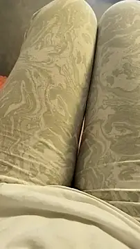 Snapshot of lolyforyou chatting on November 6, 2025, 6:39 am lolyforyou online show from November 6, 2025, 6:39 am