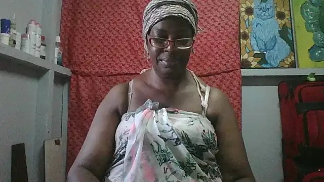 Snapshot of pink69pussy chatting on November 14, 2025, 4:43 pm pink69pussy online show from November 14, 2025, 4:43 pm