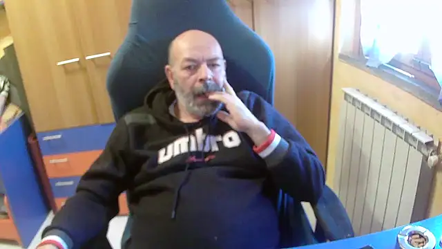 Tango128 online show from November 11, 2025, 7:14 am