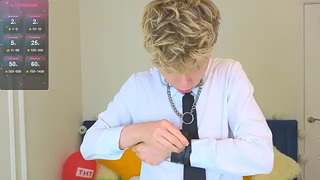 Snapshot of LandelRay chatting on September 10, 2025, 4:55 am LandelRay online show from September 10, 2025, 4:55 am