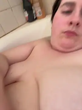 Luce127 online show from April 11, 2026, 8:56 pm