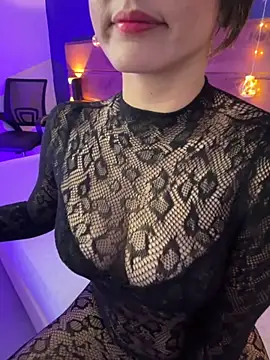 Snapshot of mahia_queen chatting on December 2, 2025, 12:07 pm mahia queen online show from December 2, 2025, 12:07 pm