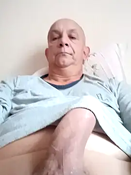 bigcock marusz online show from October 17, 2025, 6:39 am
