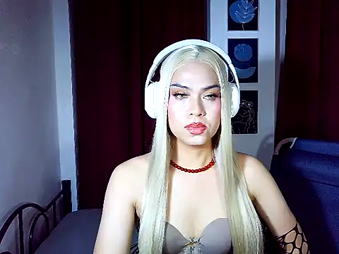 Snapshot of MistressLuna1 chatting on March 30, 2026, 5:14 pm MistressLuna1 online show from March 30, 2026, 5:14 pm