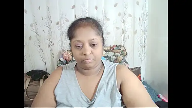 Snapshot of Indiantasha chatting on November 11, 2025, 7:41 pm Indiantasha online show from November 11, 2025, 7:41 pm