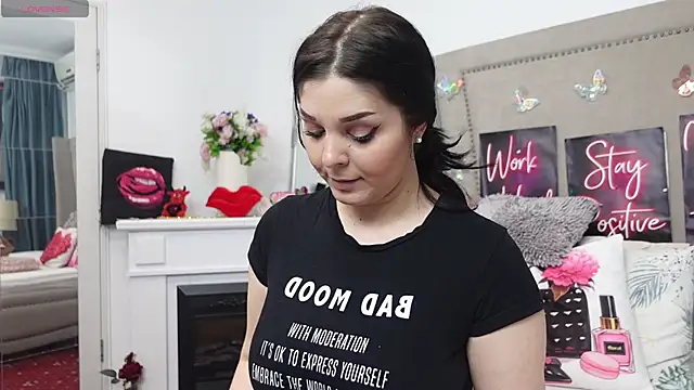 LexyRene online show from March 18, 2026, 11:35 am