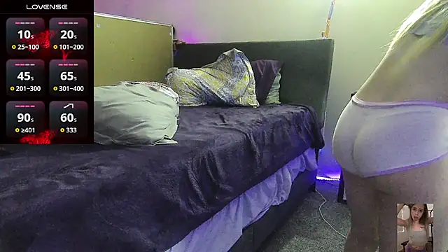 Blondiewithanass online show from February 24, 2026, 5:52 am