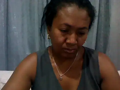 sexyladii online show from December 22, 2025, 4:40 pm