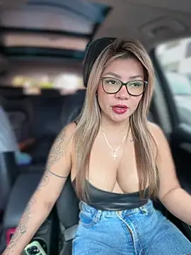 Snapshot of DIANITA_1988 chatting on February 18, 2026, 3:08 pm DIANITA 1988 online show from February 18, 2026, 3:08 pm