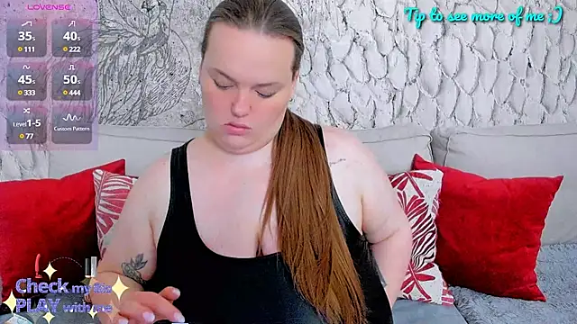  MarryGirl  online show from January 10, 2025, 1:42 am