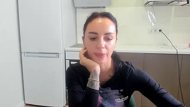 Snapshot of Your_Masha chatting on November 28, 2025, 8:47 am Your Masha online show from November 28, 2025, 8:47 am